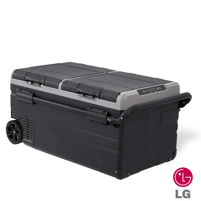 نمای 45 درجه از یخچال و فریزر آلپیکول مدل WTW25