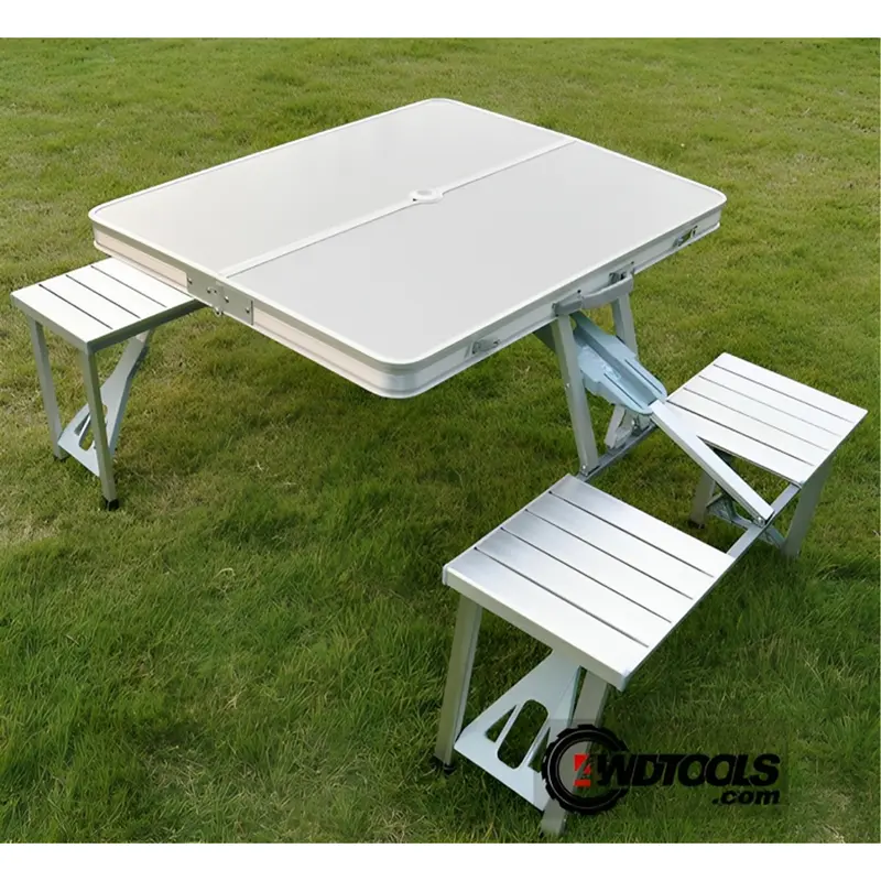 میز و صندلی تاشو مدل CFTA از نمای نزدیک