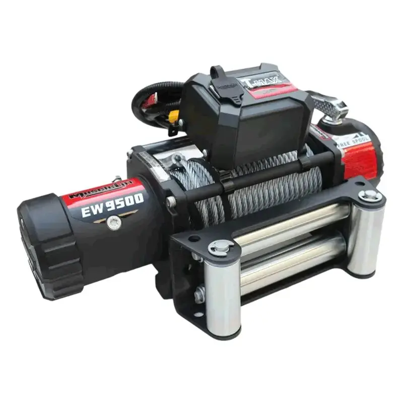 نمای نزدیک و 45 درجه از وینچ خودرویی سیم بکسلی تی مکس