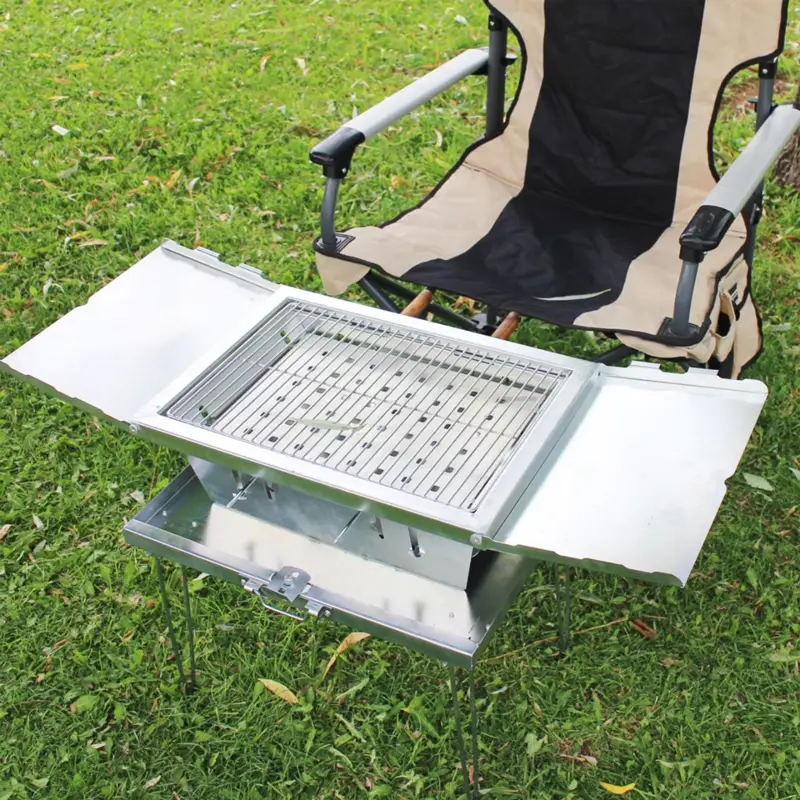 barbecue-and-grill-4c147-cover نمای بالا از باربیکیو و گریل میز دار 4x4Class