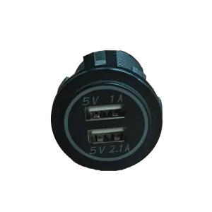 درگاه شارژر USB دوتایی 1 و 2.1 آمپر تو کار گرد از نمای روبرو