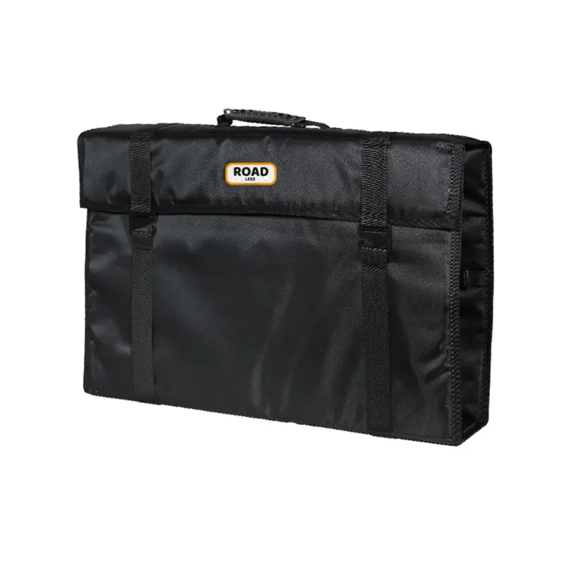 کیف لوازم آشپزی رنگ مشکی از نمای 45 درجه