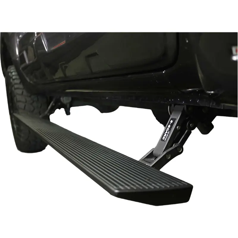 رکاب برقی لندکروزر سری 200 تی مکس از نمای نزدیک