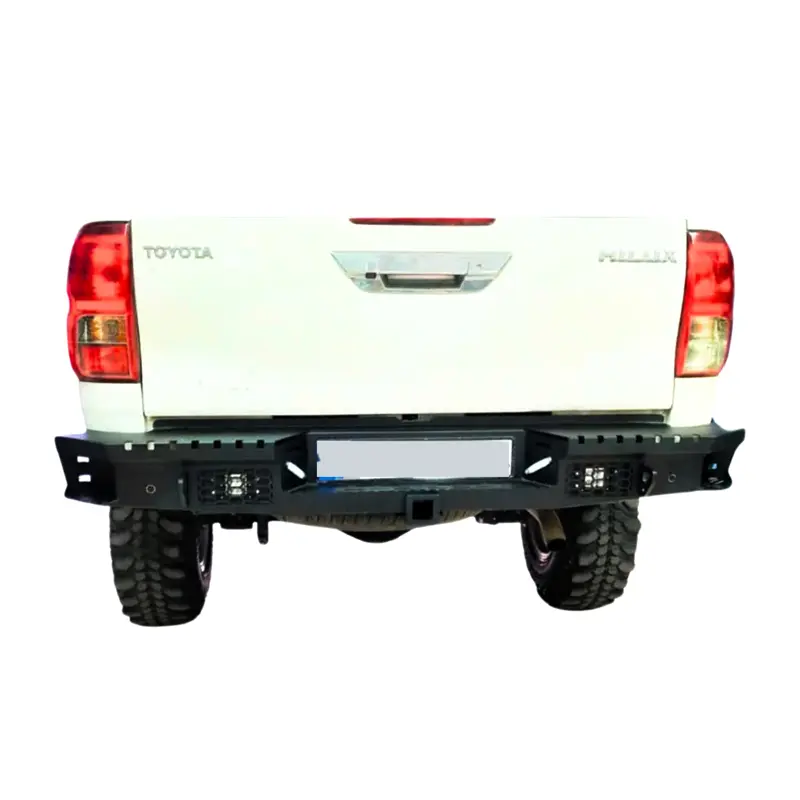 front-bumper-4c121-cover نمای پشت خودرو با سپر عقب فولادی هایلوکس