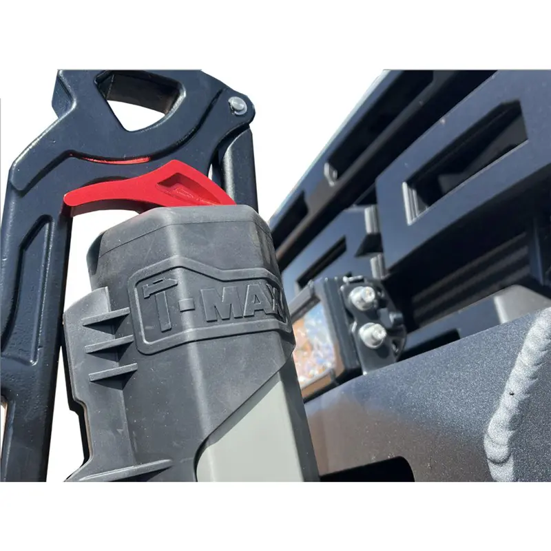 نمای نزدیک از جزئیات جک هیدرولیک تی مکس