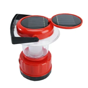 نمای بالا از چراغ کمپینگ فانوسی رنگ قرمز