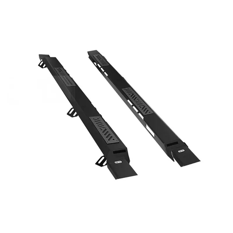 رکاب آفرود پاترول چهاردر راک لند از نمای روبرو