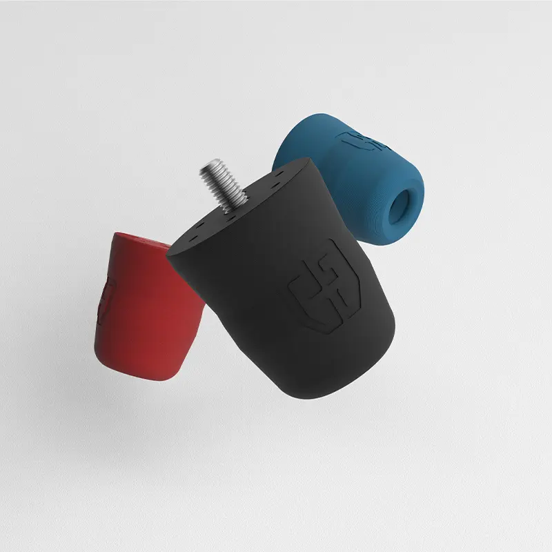 سه رنگ مختلف از ضربه گیر نیسان پیکاپ مدل FS.6070