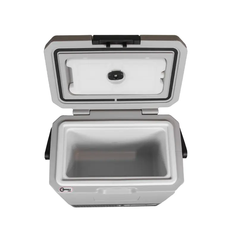 نمای بالا از بخش داخلی یخچال آلپیکول مدل P8