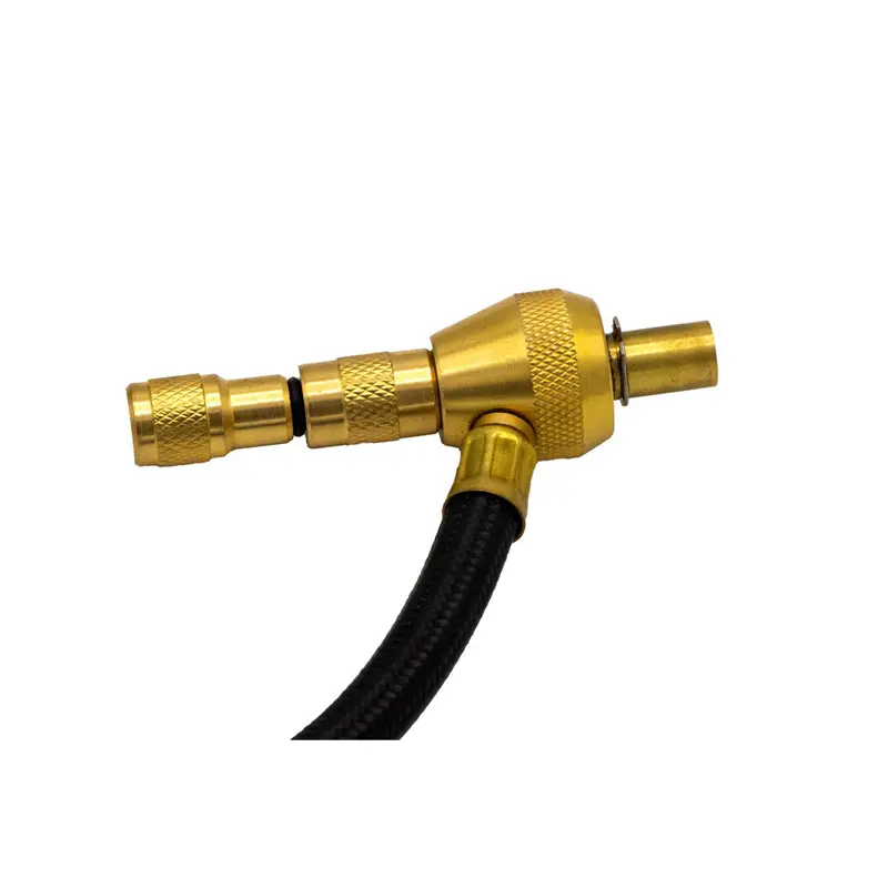 نمای نزدیک از محل اتصال نشانگر فشارباد