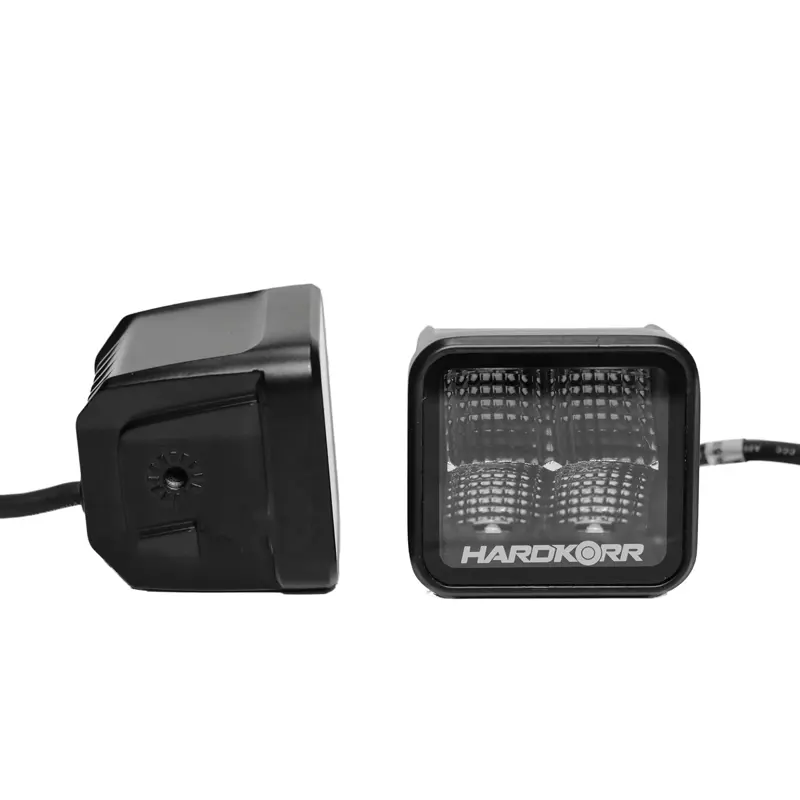 پروژکتور 20 وات 3 اینچ مربعی هاردکور از نمای نزدیک