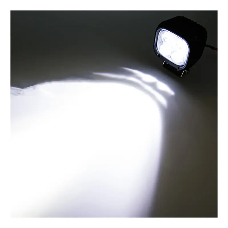 پروژکتور 40 وات 4 اینچ مربعی با چیپ ست و ال ای دی کری (Cree) آمریکا