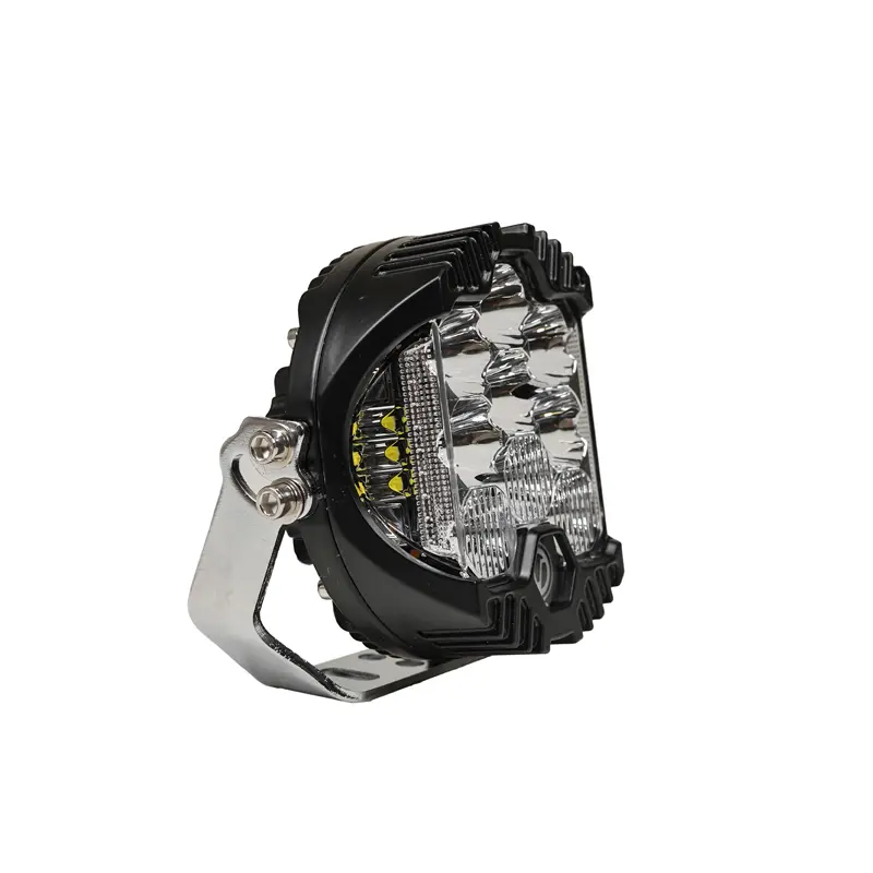 پروژکتور 50 وات ۵ اینچ طرح باجا در حالت ایستاده