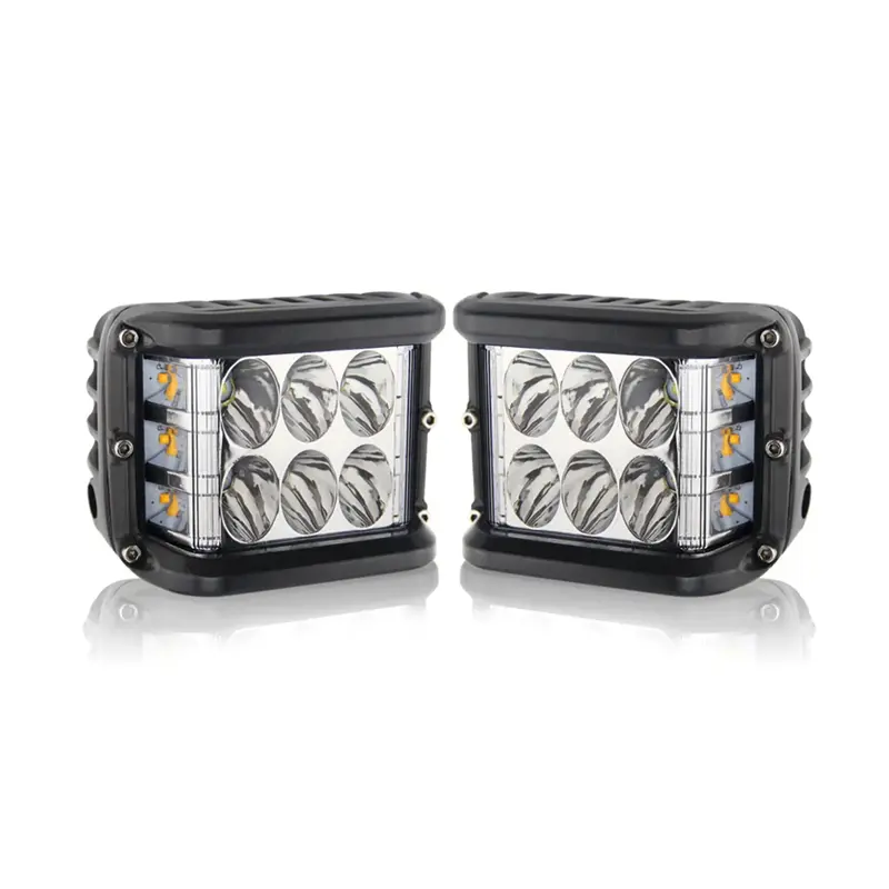 projector-nb225-cover یک جفت پروژکتور 36 وات 3.5 اینچ مستطیلی در کنار هم