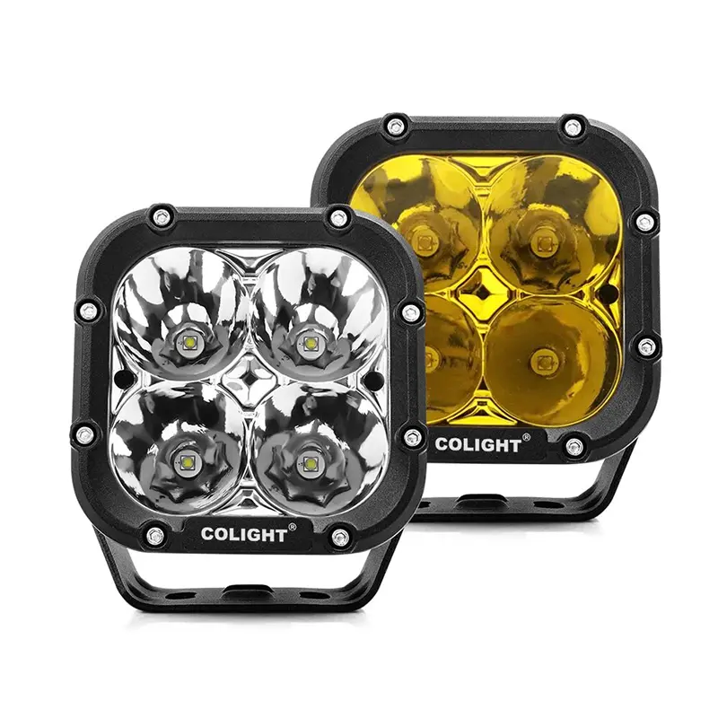 نماب روبرو از یک جفت پروژکتور 40 وات در دو رنگ متفاوت