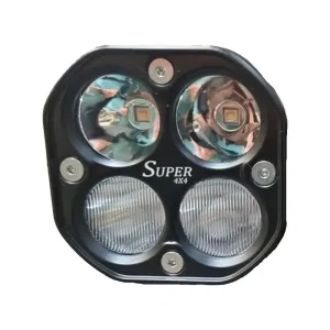 نمای نزدیک از پروژکتور 40 وات 3 اینچ مربعی Super 4*4