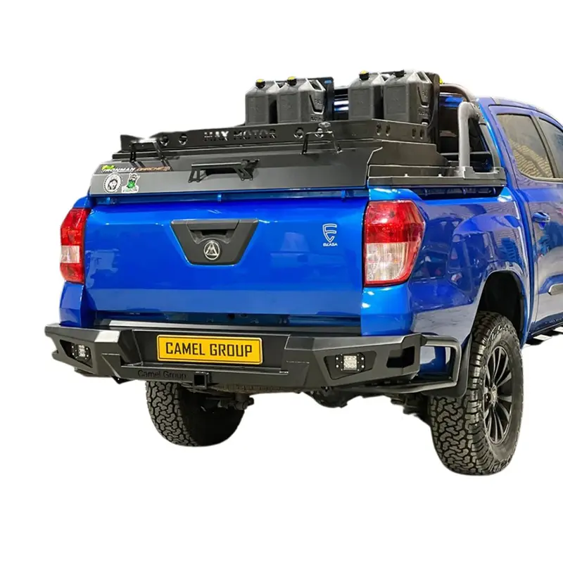 نمای نزدیک از سپر عقب فولادی کلوت