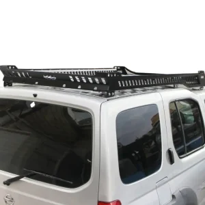 نمای نزدیک از باربند سقفی رونیز 4x4class