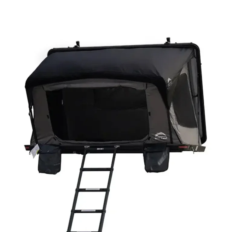 چادر سقفی از نمای پشت