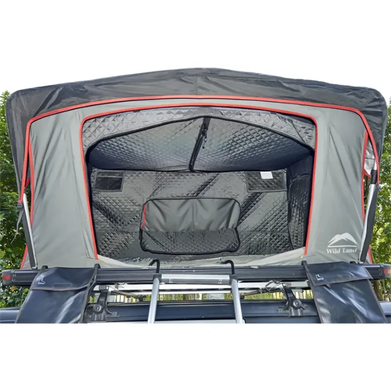 آستر حرارتی نصب شده داخل چادر سقفی