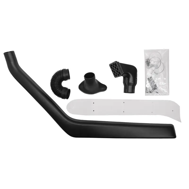 اسنورکل میتسوبیشی پاجیرو بهمنی SMPB در کنار لوازم جانبی