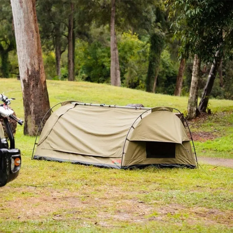 چادر سواگ عصایی (Telawei) نصب شده در محیط باز