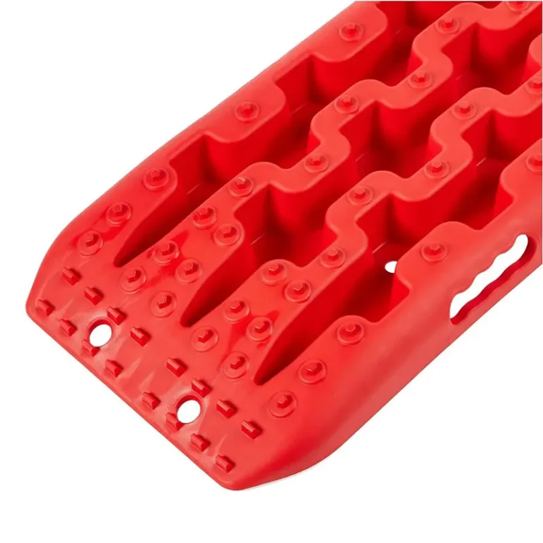 نمای نزدیک از دندانه های وافل برد پلاستیکی 10 تنی