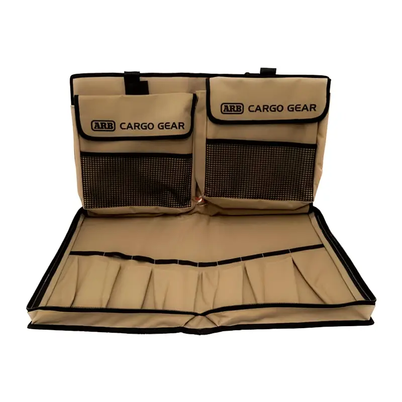 کیف چندمنظوره مدل (Cargo Gear) در حالت باز از نمای روبرو